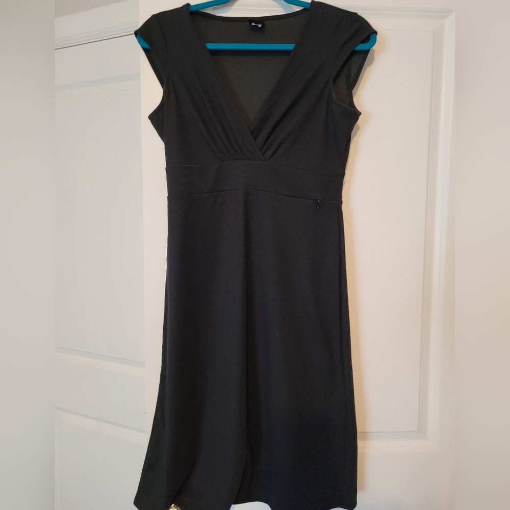 REI athletic dress
